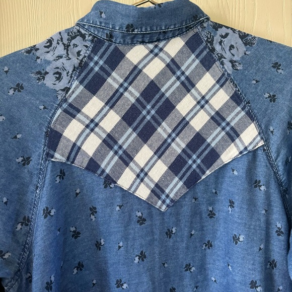 Free People Dottie Over You Chambray Button Up Floral and Plaid Blouse Size L - Picture 4 of 7